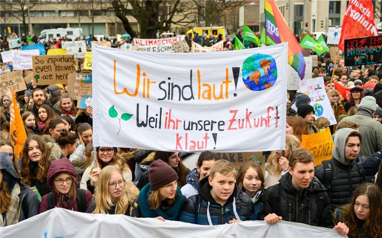 Unter dem Motto „Fridays for Future“ gehen weltweit Jugendliche auf die Straße und setzen sich für mehr Klimaschutz ein.