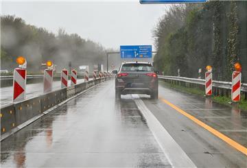 Unter der A 27 zwischen Nordholz und Altenwalde verläuft ein Durchlass, der saniert werden muss. Die Arbeiten sollen am 1. August beginnen.
