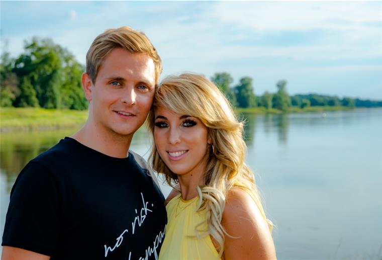Unzertrennlich: Seit 2017 ist der gebürtige Cuxhavener Tim Sandt mit Schlager-Sängerin Annemarie Eilfeld liiert. Der 29-Jährige fungiert auch als Manager der Künstlerin.