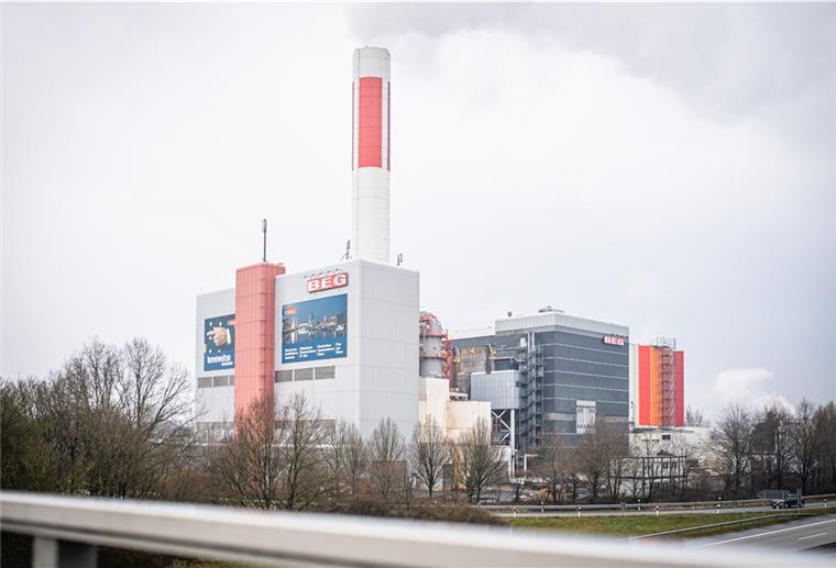 Neue Kessel für die Bremerhavener Müllverbrennungsanlage Update: Das Müllheizkraftwerk an der Autobahnabfahrt MItte bekommt ein neues Innenleben.