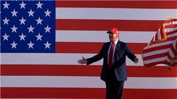 US-Präsident Donald Trump will Käfigkämpfe auf dem Gelände des Weißen Hauses abhalten.