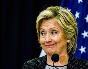 US-Vorwahlen: Hillary Clinton hat in mindestens vier von fünf Staaten für die Demokraten Siege eingefahren.