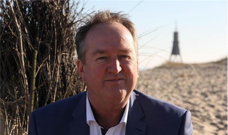 SPD-Kreisverband: Uwe Santjer gibt seinen Posten ab Uwe Santjer will seinen Posten als Vorsitzender des SPD-Kreisverbands Cuxhaven abgeben.
