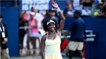 Venus Williams stand nach mehr als einem Jahr Pause wieder auf einem Court bei einem WTA-Turnier.