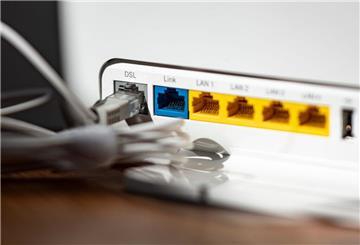 Glasfaser Router Internet Verbraucher