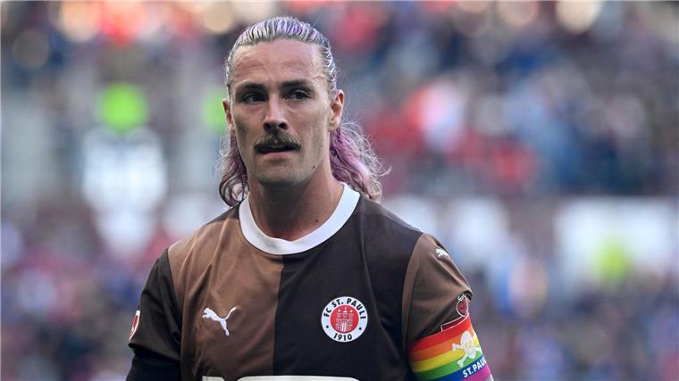 FC St. Pauli nach Niederlage: „Das war eine gute Lektion“ Verlängerte einen Tag vor dem Bundesliga-Comeback: St. Pauli-Kapitän Jackson Irvine.
