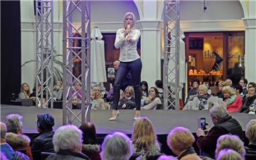 Victoria, das meist gebuchte Helene-Fischer-Double in Deutschland, machte im Mediterraneo eine gute Figur.