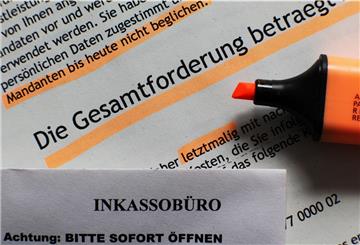 Viele Bremerhavener wenden sich mit Inkassoproblemen an die Verbraucherschützer.