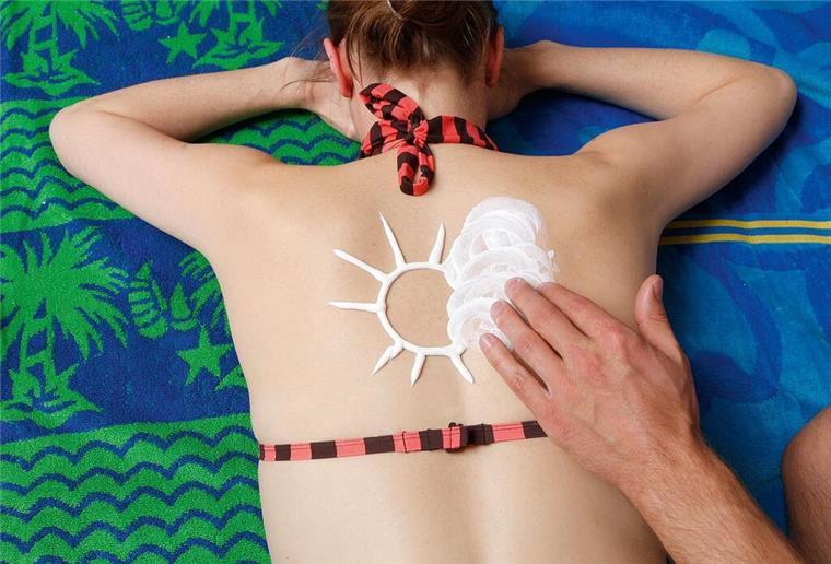 Hautkrebs: Viele haben Angst, nur wenige schützen sich Sonnenschutz