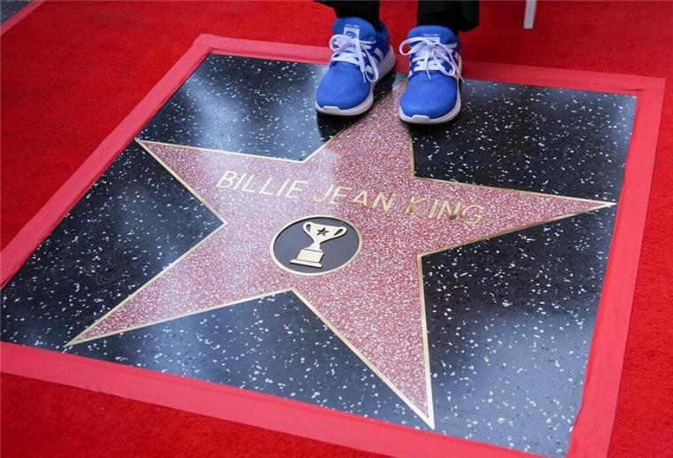 Tennis-Ikone Billie Jean King auf „Walk of Fame“ geehrt Viele Stars sind auf dem „Walk of Fame“ verewigt - jetzt auch Billie Jean King.