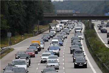 Viele Staus auf den Autobahnen werden an diesem Wochenende erwartet.