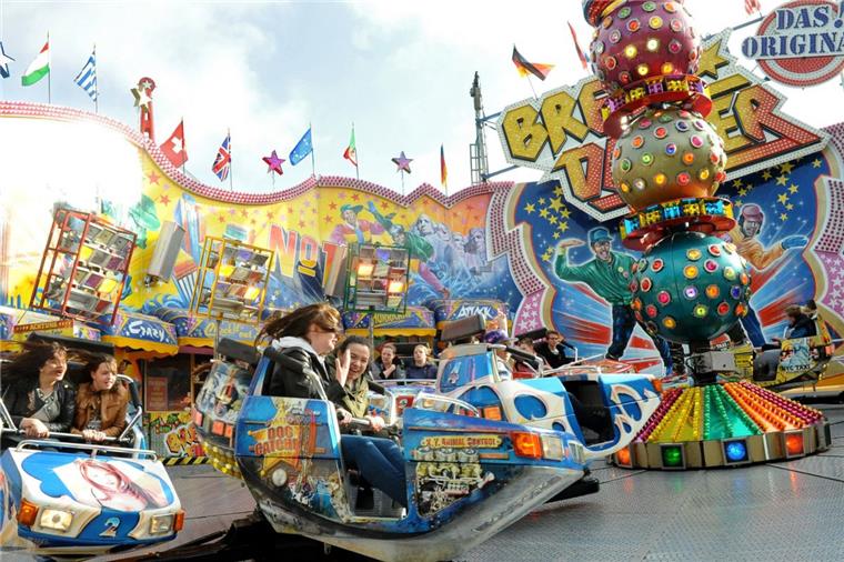 Viele traditionelle Fahrgeschäfte werden auch in diesem Jahr wieder Besucher auf den Freimarkt locken. Doch auch einige neue Attraktionen werden vorgestellt. 