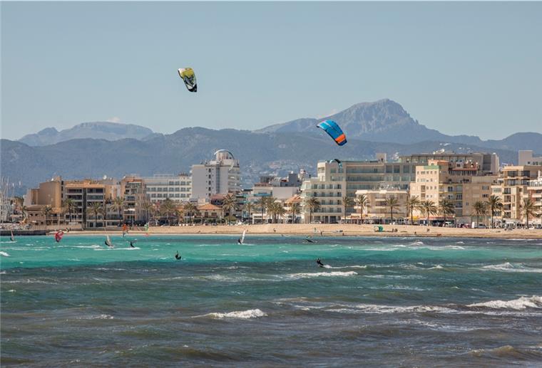 Viele Urlauber starten wieder von Deutschland aus in Richtung Mallorca. 