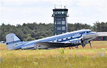 Vier Flugzeuge kamen ungeplant. Foto: Scheschonka