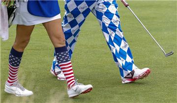 Vier geschiedene Ehen hat der 49-Jährige hinter sich. Jetzt ist er mit Anna Clad...