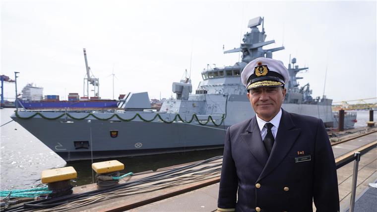 Vize-Inspekteur der Marine betont Rolle der Militärseelsorge Vizeadmiral Frank Lenski, Befehlshaber der Flotte und Unterstützungskräfte und Stellvertreter Inspekteur der Marine.