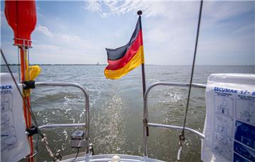 Volle Kraft Voraus übers Wattenmeer. Foto: Hartmann