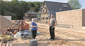 Vom Bungalow bis zum „Toskana-Haus“: Alles ist möglich in der Neubausiedlung von Anatoli Delgas in Leherheide. Erste Bauherrin ist Lydia Kronwald.