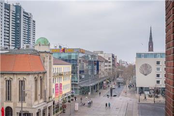 Vom Theodor-Heuss-Platz bis zur Lloydstraße wird in der "Bürger" in Bremerhaven gearbeitet. 