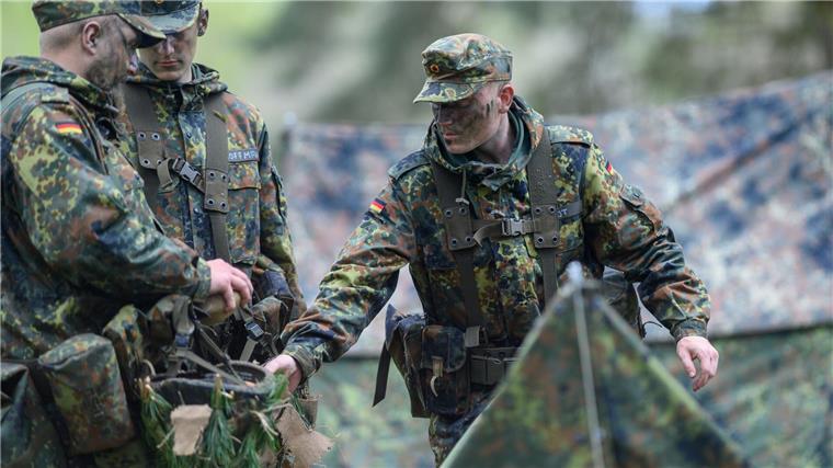 Vom „Zivi“ zum Heimatschutz - Verweigerer melden sich nachträglich für die Bundeswehr (Symbolbild).