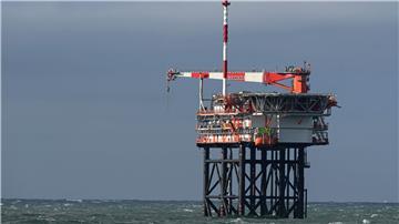 Von einer neuen Plattform in der Nordsee vor der Insel Borkum fördert der Energiekonzern One-Dyas seit Kurzem Erdgas. (Archivbild)