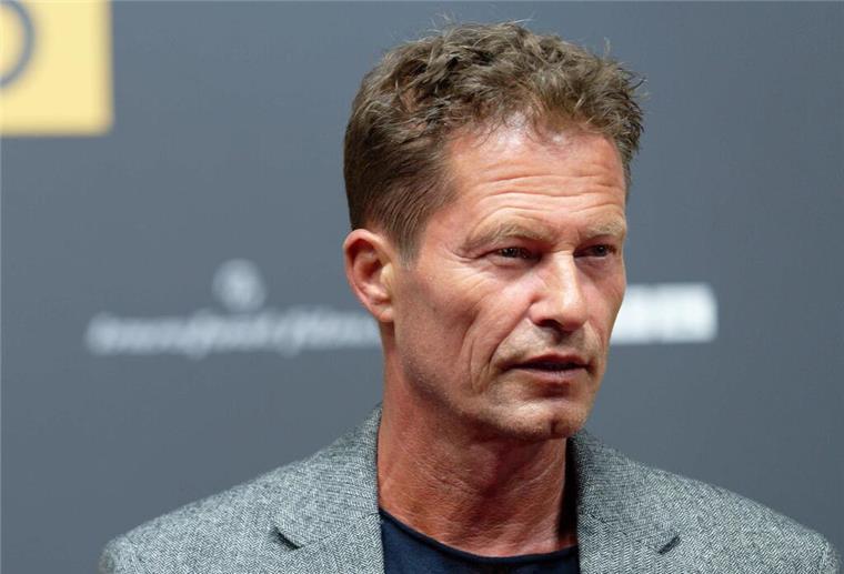 Til Schweiger: „Klimakleber sind Vollidioten“ Der Schauspieler Til Schweiger kommt zur Premiere des Films „Manta Manta - Zwoter Teil“.