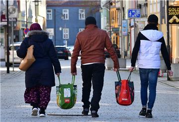 Vor den Ostertagen dürfte es wieder sehr viele Menschen in die Verbrauchermärkte ziehen.