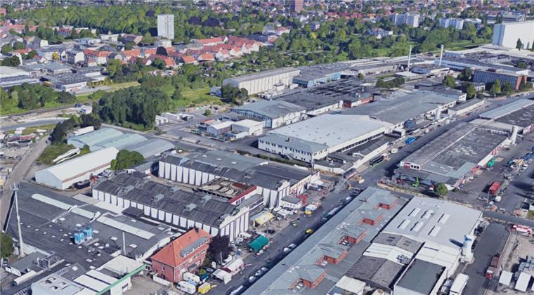 15 Verletzte nach Streitereien vor der Disco "Kühlhouse" im Fischereihafen Vor der Disko "Kühlhouse" mussten sich Polizei und Feuerwehr um 15 Verletzte kümmern.