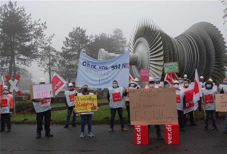 Vor einer Woche hatten gut 40 Beschäftigte der Reinigungsfirma in der Mittagspause auf ihre Forderungen aufmerksam gemacht.