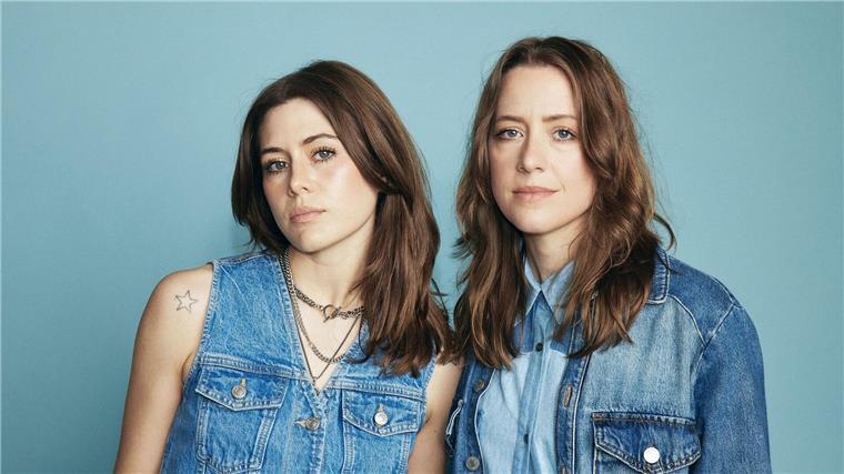 Blues mit Frauenpower: Das neue Album „Bloom“ von Larkin Poe Vor gut einem Jahr wurde das Duo Larkin Poe für die Platte „Blood Harmony“ mit dem Grammy für das beste zeitgenössische Blues-Album ausgezeichnet.