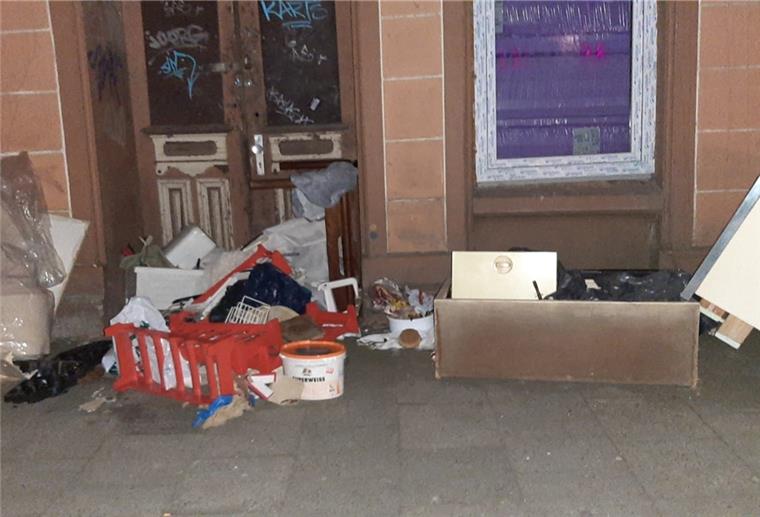 Zu viel Müll im Goethequartier "Vor Häusern wachsen über Nacht Müllberge, und die direkten Anwohner haben damit gar nichts zu tun“, erklärt Stadtteilsprecher Claus Uhde.