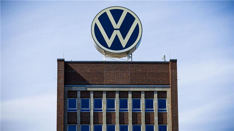 Gewinneinbruch bei VW - US-Zölle belasten VW erleidet einen Gewinneinbruch im 2 Quartal. (Archivbild)