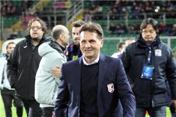 Walter Novellino ist nach nur vier Spielen als Trainer bei US Palermo entlassen worden. 