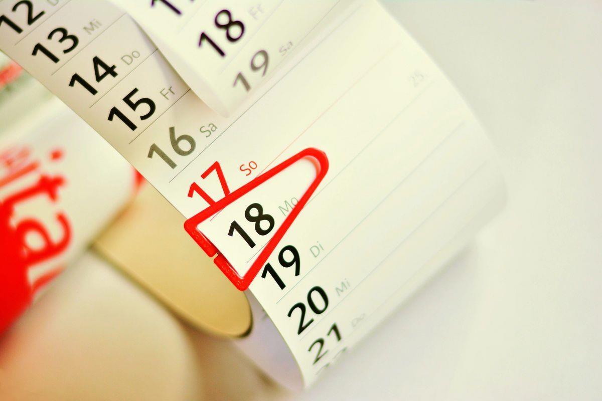 Aufgepasst! Hier geht's zum neuen Abfuhrkalender 2020 Kalenderblatt