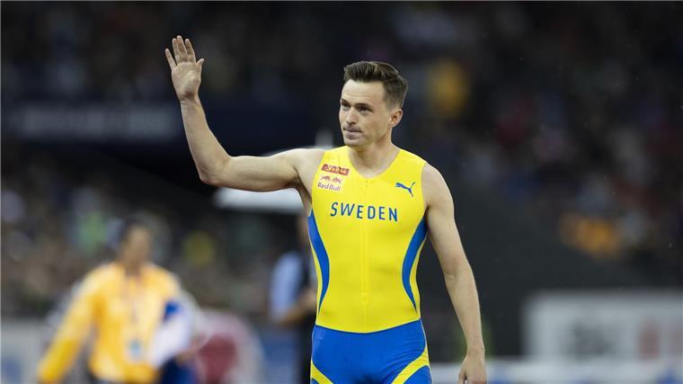 Kein Start im Schweden-Trikot: Warholm sagt verletzt ab Warholm löste mit dem Schweden-Trikot seine Wettschulden ein.