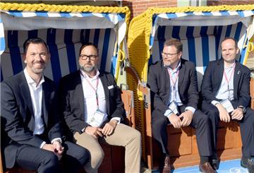 Was die Windenergie-Branche zur Zielerreichung braucht berichten während der Windforce (von links) Tim Meyerjürgens vom Netzbetreiber Tennet, Jörg Kubitza (Weltmarktführer Orsted), Manfred Dittmer (Parkwind) und Martin Gerhardt (Siemens Gamesa).