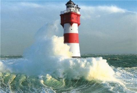 Was wird aus dem Leuchtturm „Roter Sand“? Muss er in Küstennähe oder bleibt er auf See?