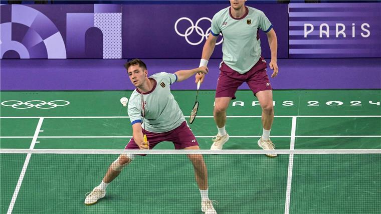 Olympia-Aus für deutsches Badminton-Doppel Wegen einer Verletzung von Mark Lamsfuß (l) hat das deutsche Doppel Lamsfuß und Marvin Seidel bei den Olympischen Spielen zurückgezogen.