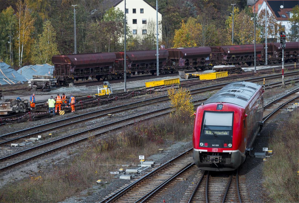 Zugverkehr zwischen Bremen und Bremerhaven läuft wieder Wegen eines Streckenproblems bei der Bahn kam es am Donnerstag zu Verspätungen.