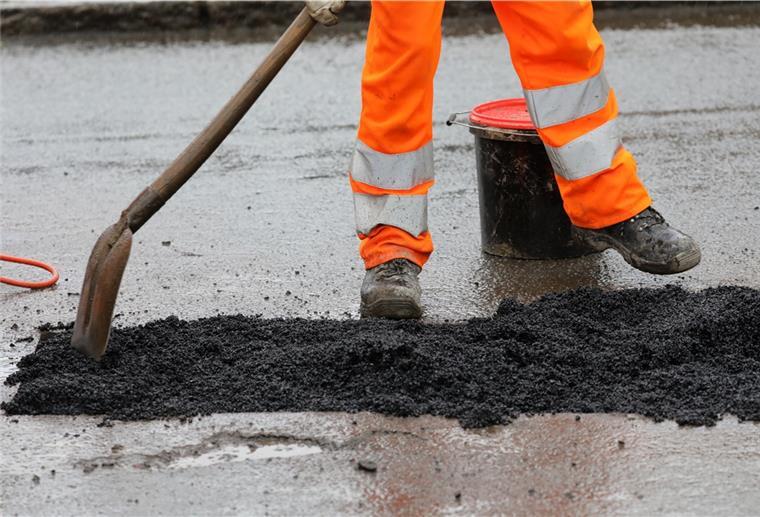 Wegen Sanierungsarbeiten wird die Kurt-Schumacher-Straße in Leherheide gesperrt.