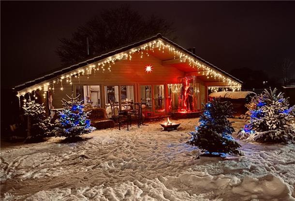 Weihnachtliches Ambiente bei der Glaserei