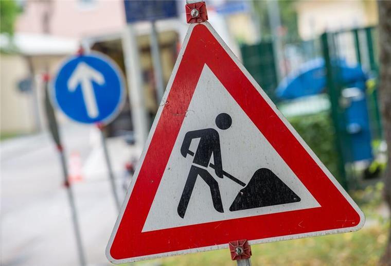 Achtung, Autofahrer: Diese Straßenabschnitte sind ab Montag in Bremerhaven gesperrt Straßenschild Baustelle