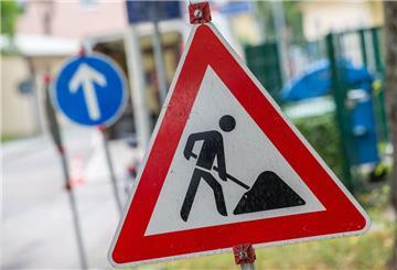Straßenschild Baustelle