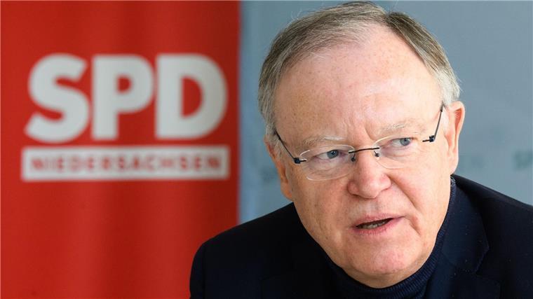 Weil räumt eine schwere Niederlage für seine SPD ein. (Archivbild)