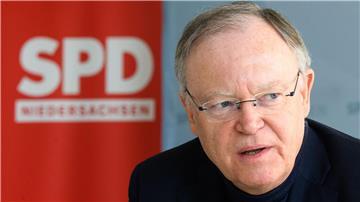 Weil räumt eine schwere Niederlage für seine SPD ein. (Archivbild)