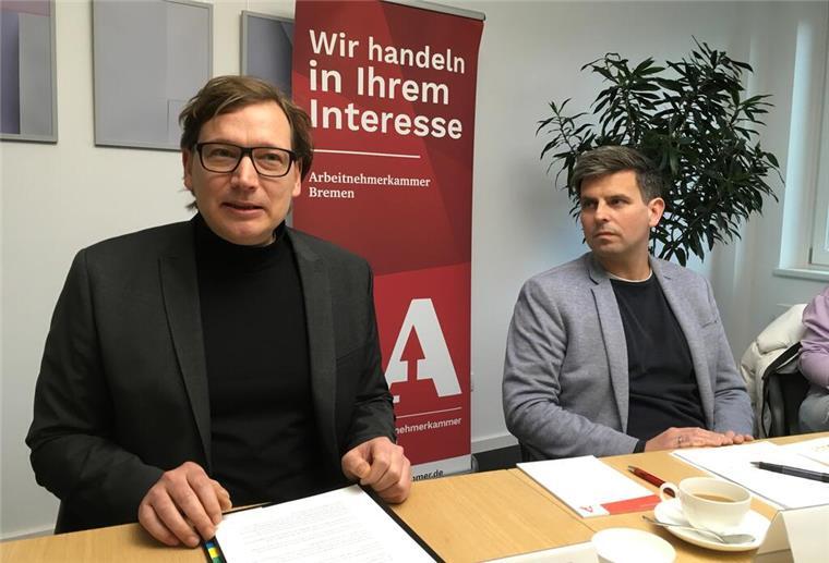 Alarmierende Bilanz: Viele Arbeitnehmer in Bremen und Bremerhaven sind am Limit Zwei Männer am Tisch