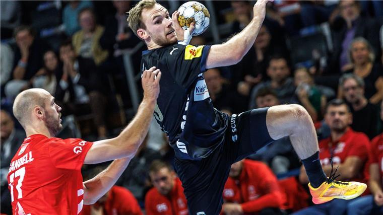Füchse Berlin schlagen Dinamo Bukarest deutlich Welthandballer Mathias Gidsel war bester Schütze der Füchse.