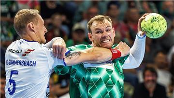 Welthandballer Mathias Gidsel wirft die Füchse Berlin erneut zum Sieg. 