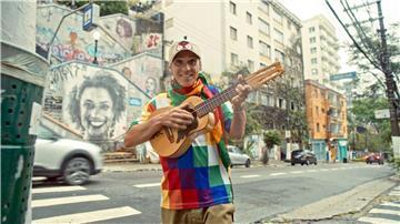 Weltmusiker Manu Chao veröffentlicht nach 17 Jahren ein neues Album.