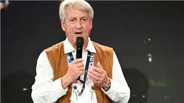 Weltverbandspräsident Klaus Schormann sieht eine dauerhafte olympische Zukunft für den Modernen Fünfkampf. 